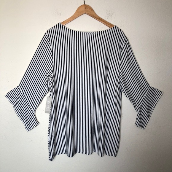 NWT Chico's XL Knit Top Black White Split Stripe 3/4 Sleeve Flared Cuff - Picture 2 of 15